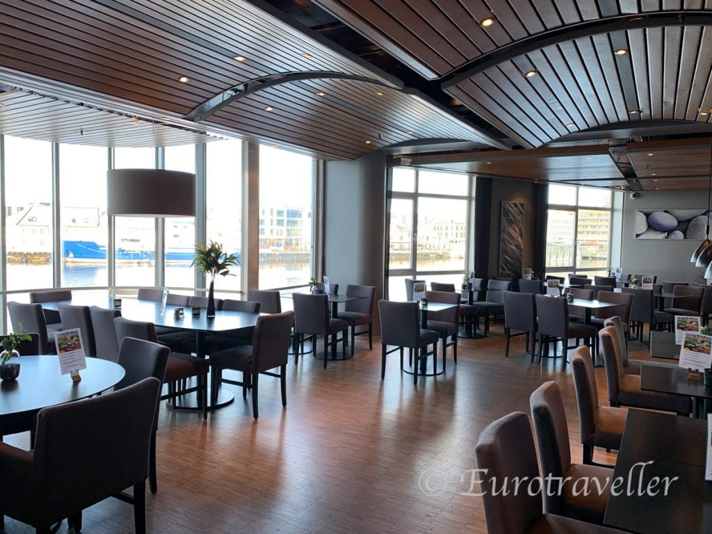 オーレスンのレストラン