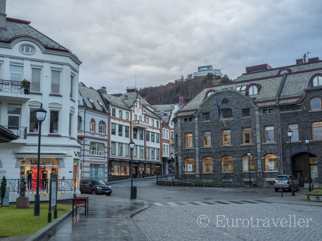 オーレスン観光