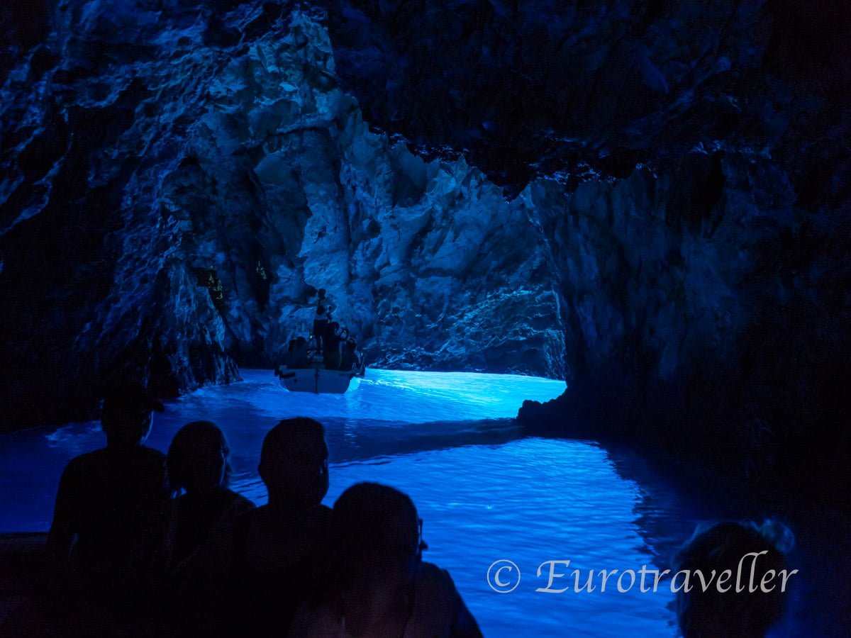 青の洞窟ツアー